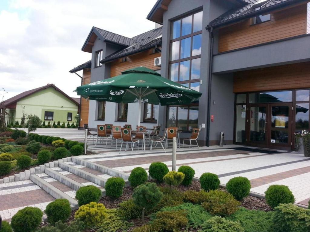 Hotel Oriza Gdów Exterior foto