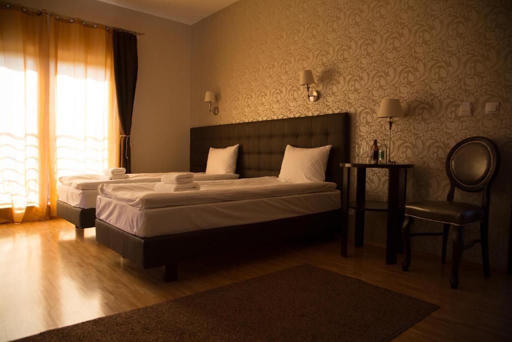 Hotel Oriza Gdów Quarto foto